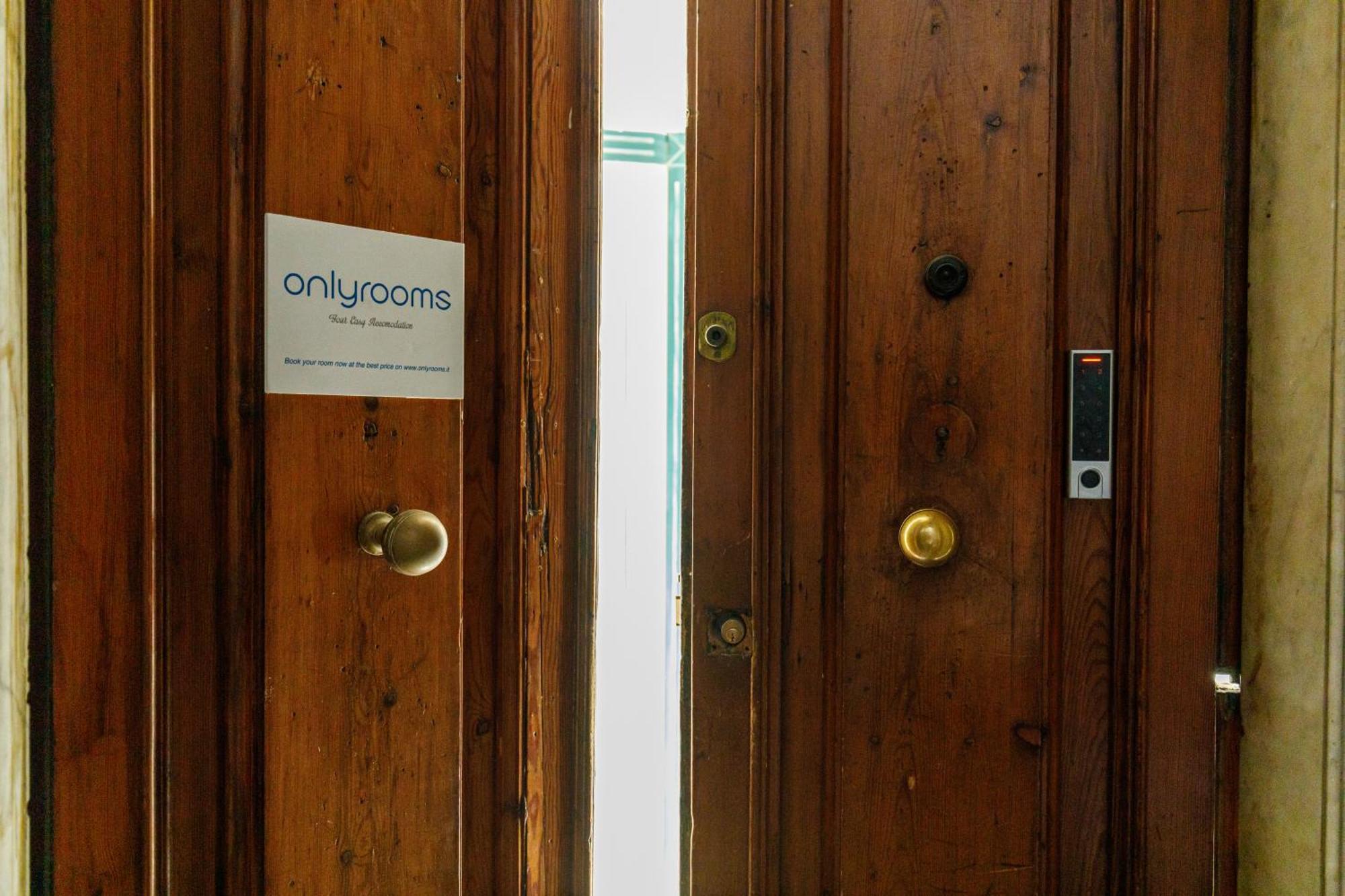 Onlyrooms III - Recommended For Under 30S Cagliari Exterior foto