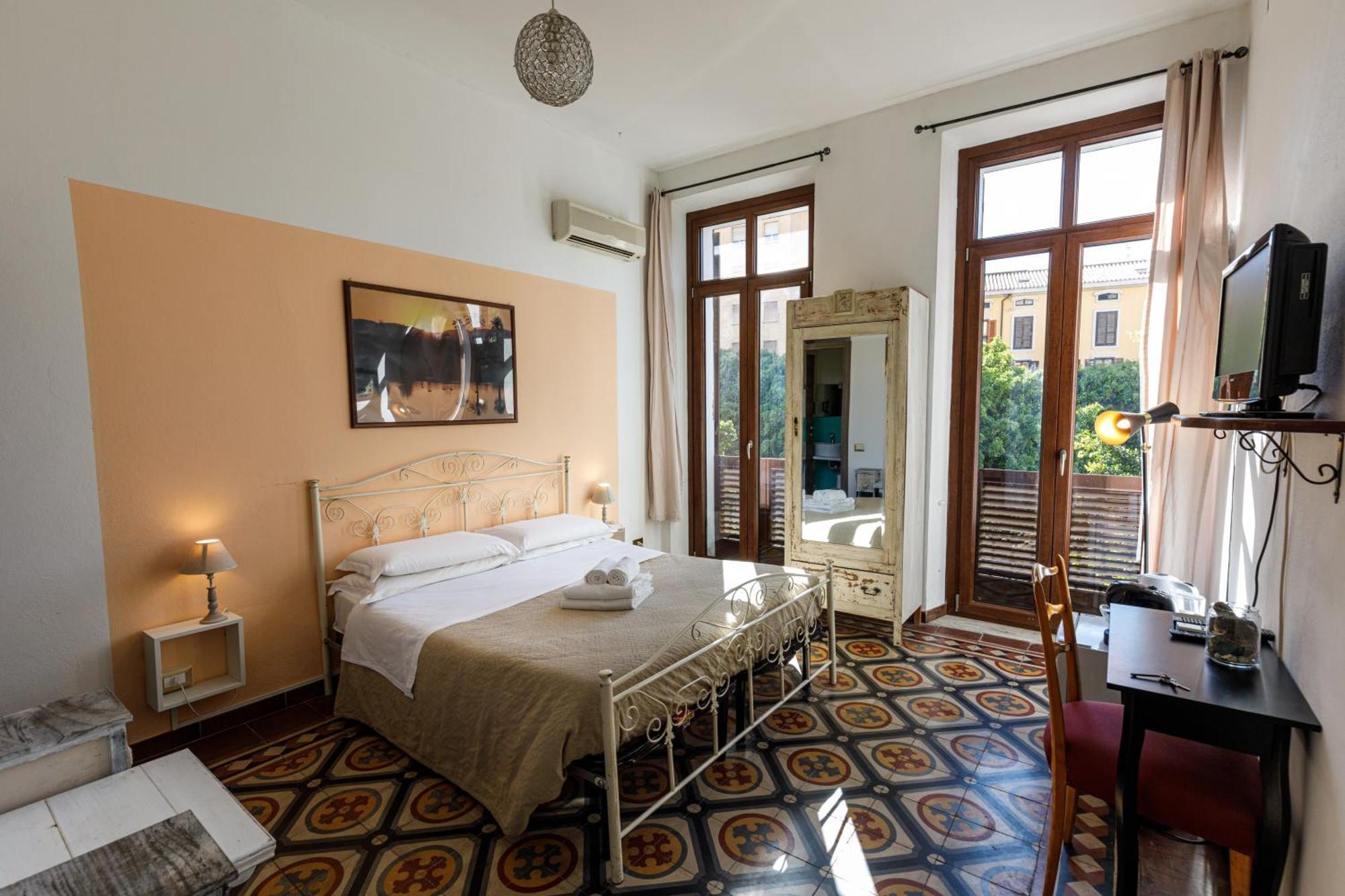 Onlyrooms III - Recommended For Under 30S Cagliari Habitación foto