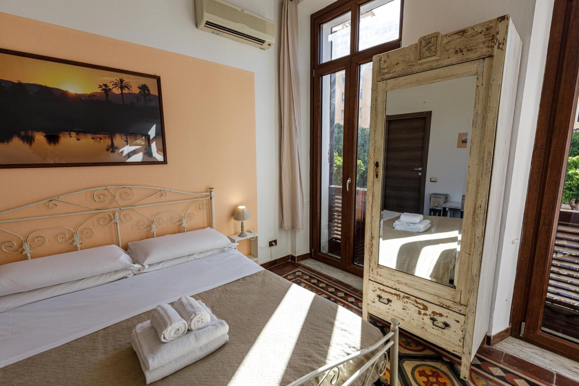 Onlyrooms III - Recommended For Under 30S Cagliari Exterior foto
